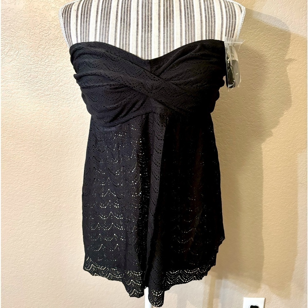 NWT Swim Top XL Maternity Ingrid & Isabel Black Lace Eyelets Flowy Strap Tankini